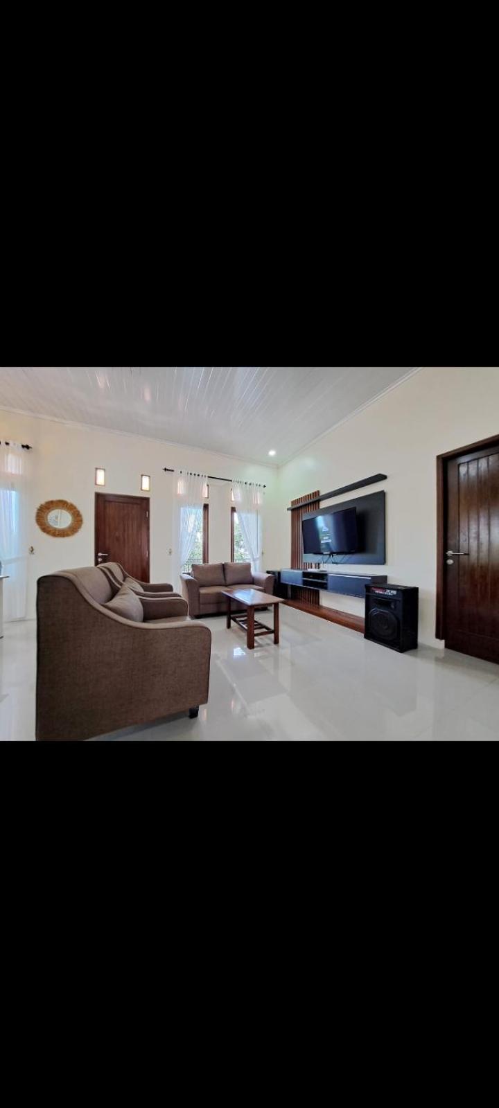 Villa Junior Family Cisarua Extérieur photo
